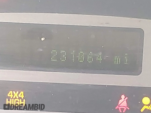2005 Ford Expedition Eddie Bauer with VIN 1FMFU18525LA94923, listed as a IAAI auction lot 42040884 with 231,064 mi miles and . Bid and sale history available at DreamBid. Image 7.