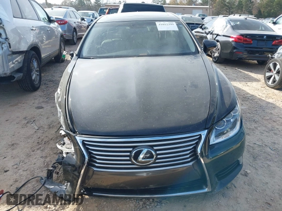 2016 Lexus LS 460 L with VIN JTHGL5EF0G5056502, listed as a IAAI auction lot 41012399 with 77,031 mi miles and . Bid and sale history available at DreamBid. Image 12.