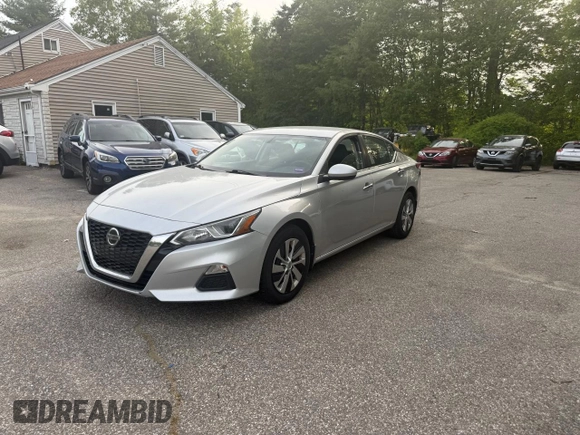 2020 Nissan Altima S z VIN 1N4BL4BW8LC166008, wystawiony jako Copart lot #59052855 z przebiegiem 194 355 mil mil oraz Czysty tytuł • Clean title. Historia ofert i sprzedaży dostępna na DreamBid. Obrazek 2.