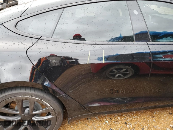 2022 Tesla Model S z VIN 5YJSA1E58NF488719, wystawiony jako Copart lot #81804213 z przebiegiem Nie podano mil oraz Szkoda całkowita • Salvage title. Historia ofert i sprzedaży dostępna na DreamBid. Obrazek 10.