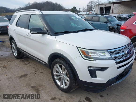 2018 Ford Explorer XLT z VIN 1FM5K8D82JGB40991, wystawiony jako IAAI lot #40883365 z przebiegiem 92 183 mil mil oraz . Historia ofert i sprzedaży dostępna na DreamBid. Obrazek 1.