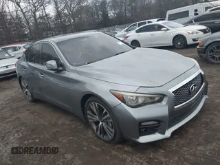 2014 Infiniti Q50 with VIN JN1BV7AP9EM680322, listed as a IAAI auction lot 38256098 with 999,999 mi miles. Bid and sale history available at carsss.com. Image 1.