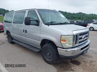 2008 Ford Econoline Passenger XL с VIN 1FMNE11L18DA20411, выставлен на аукционе IAAI как лот 42417303 с пробегом Не указан миль и . История ставок и продаж доступна на DreamBid. Изображение 1.