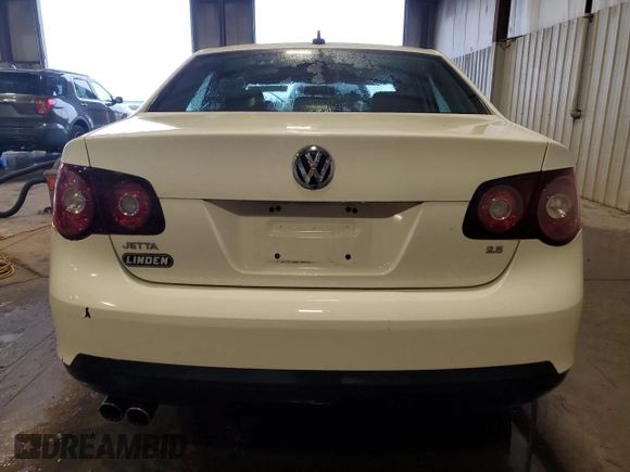 2008 Volkswagen Jetta SE with VIN 3VWRZ71K58M139438, listed as a Copart auction lot 56908155 with 91,592 mi miles and Salvage title. Bid and sale history available at DreamBid. Image 6.