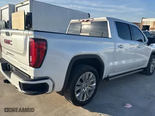 2020 GMC Sierra 1500 Denali with VIN 3GTU9FET5LG417868, listed as a Copart auction lot 85993814 with 225,504 mi miles and Clean Title. Bid and sale history available at carsss.com. Image 4.