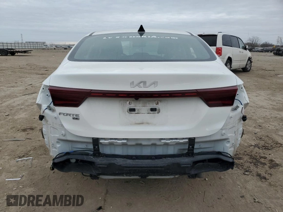 2022 Kia Forte LXS with VIN 3KPF24AD4NE499199, listed as a Copart auction lot 83819364 with 94,104 mi miles and Salvage Title. Bid and sale history available at carsss.com. Image 6.
