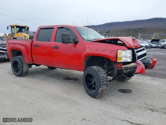 2008 Chevrolet Silverado 1500 LT w/1LT with VIN 2GCEK13J781262883, listed as a IAAI auction lot 41499201 with 157,000 mi miles. Bid and sale history available at carsss.com. Image 1.