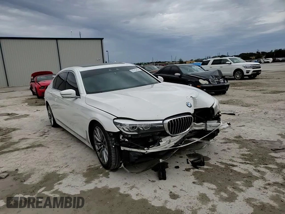 2016 BMW 7 Series 740i with VIN WBA7E2C50GG546752, listed as a Copart auction lot 37513414 with 88,813 mi miles. Bid and sale history available at carsss.com. Image 11.
