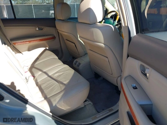2007 Lexus RX 350 with VIN JTJHK31U472017296, listed as a IAAI auction lot 41876794 with 270,465 mi miles. Bid and sale history available at carsss.com. Image 8.
