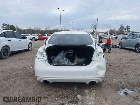 2018 Infiniti Q50 Luxe with VIN JN1EV7AP3JM360677, listed as a IAAI auction lot 41690938 with 120,807 mi miles and . Bid and sale history available at DreamBid. Image 16.