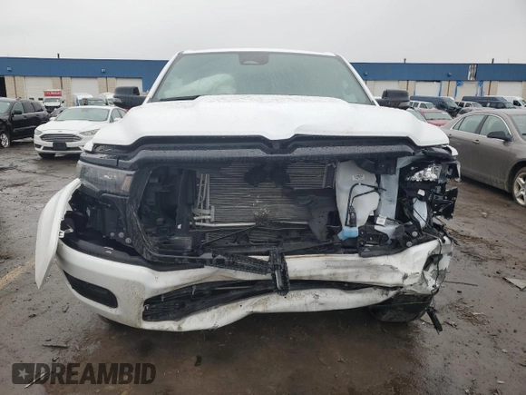 2025 Ram 1500 Big Horn z VIN 1C6RRFFG9SN575912, wystawiony jako Copart lot #47302575 z przebiegiem 12 559 mil mil oraz Czysty tytuł • Clean title. Historia ofert i sprzedaży dostępna na DreamBid. Obrazek 5.