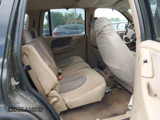 2000 Dodge Durango z VIN 1B4HR28Z3YF225347, wystawiony jako IAAI lot #42291055 z przebiegiem Nie podano mil oraz . Historia ofert i sprzedaży dostępna na DreamBid. Obrazek 8.