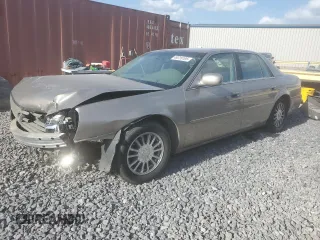 2004 Cadillac DeVille DHS z VIN 1G6KE57Y14U258337, wystawiony jako Copart lot #49316195 z przebiegiem 166 493 mil mil oraz Szkoda całkowita • Salvage title. Historia ofert i sprzedaży dostępna na DreamBid. Obrazek 1.