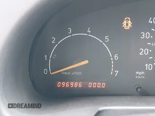 1996 Saab 900 z VIN YS3DD78B7T7001123, wystawiony jako IAAI lot #42421877 z przebiegiem 96 986 mil mil oraz . Historia ofert i sprzedaży dostępna na DreamBid. Obrazek 7.