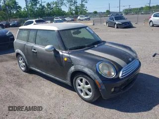 2008 MINI Clubman with VIN WMWML33518TN68282, listed as a IAAI auction lot 42041023 with 165,635 mi miles and . Bid and sale history available at DreamBid. Image 1.