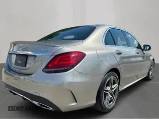 2020 Mercedes-Benz C 300 z VIN 55SWF8EB0LU328511, wystawiony jako Copart lot #63152805 z przebiegiem 92 013 mil mil oraz Czysty tytuł • Clean title. Historia ofert i sprzedaży dostępna na DreamBid. Obrazek 4.