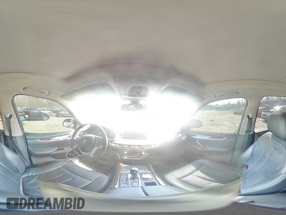 2016 BMW X5 xDrive40e z VIN 5UXKT0C59G0S77407, wystawiony jako Copart lot #50094255 z przebiegiem 93 264 mil mil oraz Szkoda całkowita • Salvage title. Historia ofert i sprzedaży dostępna na DreamBid. Obrazek 14.