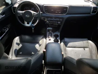 2021 Kia Sportage EX with VIN KNDPNCAC9M7936755, listed as a Copart auction lot 53895995 with 38,386 mi miles and Salvage title. Bid and sale history available at DreamBid. Image 8.