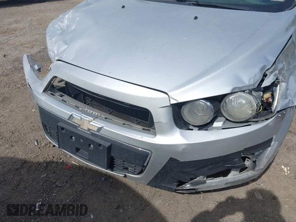 2014 Chevrolet Sonic LT с VIN 1G1JC5SH6E4153549, выставлен на аукционе IAAI как лот 41675769 с пробегом 149 038 миль миль и . История ставок и продаж доступна на DreamBid. Изображение 13.
