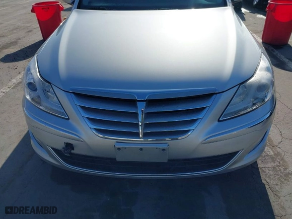 2013 Hyundai Genesis 3.8L with VIN KMHGC4DD2DU235455, listed as a IAAI auction lot 42024961 with 91,673 mi miles. Bid and sale history available at carsss.com. Image 12.