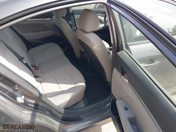 2020 Hyundai Elantra Value Edition with VIN 5NPD84LF6LH616584, listed as a IAAI auction lot 41926099 with 86,887 mi miles. Bid and sale history available at carsss.com. Image 8.