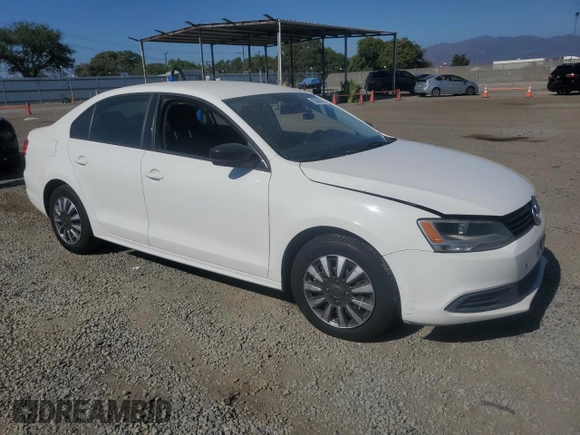 2013 Volkswagen Jetta S with VIN 3VW2K7AJ0DM392920, listed as a Copart auction lot 63682615 with 184,702 mi miles and Salvage title. Bid and sale history available at DreamBid. Image 4.
