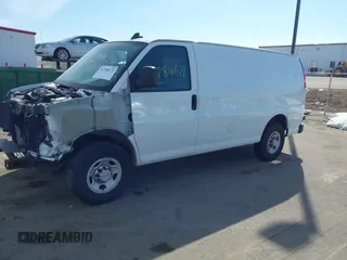 2020 Chevrolet Express Cargo Van with VIN 1GCWGAFP2L1274251, listed as a IAAI auction lot 41784672 with 77,356 mi miles. Bid and sale history available at carsss.com. Image 18.
