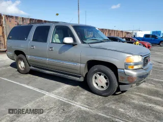 2000 GMC Yukon XL SLT with VIN 3GKFK16T3YG132578, listed as a Copart auction lot 43874005 with 178,895 mi miles and Salvage Title. Bid and sale history available at carsss.com. Image 4.