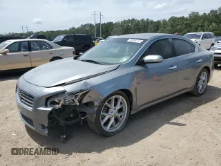 2009 Nissan Maxima SV z VIN 1N4AA51E19C808903, wystawiony jako Copart lot #56893575 z przebiegiem 161 091 mil mil oraz Szkoda całkowita • Salvage title. Historia ofert i sprzedaży dostępna na DreamBid. Obrazek 1.