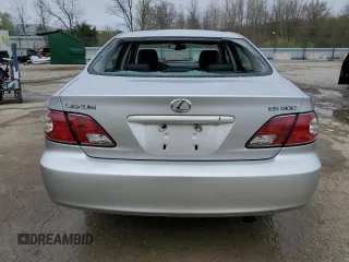 2002 Lexus ES 300 with VIN JTHBF30G425012176, listed as a Copart auction lot 51215515 with 371,102 mi miles and Non Repairable. Bid and sale history available at DreamBid. Image 6.