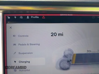 2017 Tesla Model X 90D z VIN 5YJXCBE23HF027198, wystawiony jako IAAI lot #42439451 z przebiegiem 111 122 mil mil oraz . Historia ofert i sprzedaży dostępna na DreamBid. Obrazek 17.