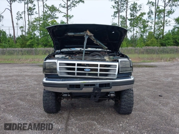 1996 Ford F-250 with VIN 2FTHF26F3TCA56018, listed as a IAAI auction lot 42309337 with Not provided miles and . Bid and sale history available at DreamBid. Image 13.