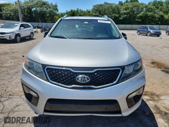 2012 Kia Sorento SX with VIN 5XYKWDA25CG289423, listed as a Copart auction lot 66459815 with 186,357 mi miles and Clean title. Bid and sale history available at DreamBid. Image 5.