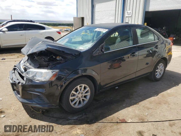 2017 Chevrolet Sonic LT z VIN 1G1JD5SG9H4112650, wystawiony jako Copart lot #55452595 z przebiegiem 148 035 mil mil oraz Szkoda całkowita • Salvage title. Historia ofert i sprzedaży dostępna na DreamBid. Obrazek 1.