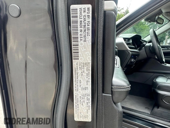 2024 Jeep Grand Cherokee with VIN 1C4RJYB67RC710710, listed as a Copart auction lot 62895445 with 44,528 mi miles and Clean title. Bid and sale history available at DreamBid. Image 10.
