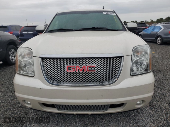 2014 GMC Yukon Denali with VIN 1GKS2EEF0ER102970, listed as a Copart auction lot 73739364 with 125,312 mi miles and Non Repairable. Bid and sale history available at carsss.com. Image 5.