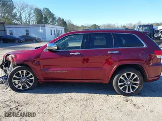 2017 Jeep Grand Cherokee Overland with VIN 1C4RJECG7HC823478, listed as a IAAI auction lot 41367186 with 82,873 mi miles. Bid and sale history available at carsss.com. Image 15.