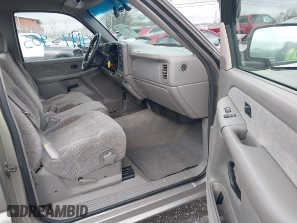 1999 Chevrolet Silverado 1500 LS with VIN 1GCEK14T3XZ161362, listed as a IAAI auction lot 41973905 with 153,845 mi miles. Bid and sale history available at carsss.com. Image 5.