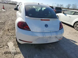 2019 Volkswagen Beetle S with VIN 3VWFD7AT1KM709999, listed as a Copart auction lot 83705954 with 0 mi miles and Non Repairable. Bid and sale history available at carsss.com. Image 6.