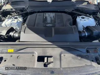 2017 Land Rover Discovery HSE with VIN SALRRBBV7HA045677, listed as a Copart auction lot 48782445 with 122,284 mi miles and Clean Title. Bid and sale history available at DreamBid. Image 7.