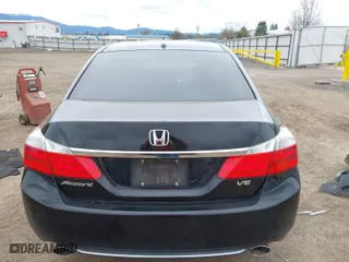 2015 Honda Accord Sedan EX-L with VIN 1HGCR3F88FA016596, listed as a IAAI auction lot 41987536 with 112,228 mi miles. Bid and sale history available at carsss.com. Image 17.