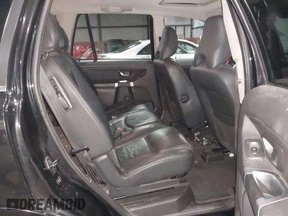 2007 Volvo XC90 V8 with VIN YV4CZ852471387486, listed as a IAAI auction lot 41597250 with 155,120 mi miles. Bid and sale history available at carsss.com. Image 8.