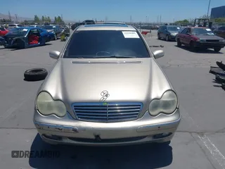 2003 Mercedes-Benz C 240 с VIN WDBRF81J23F422346, выставлен на аукционе IAAI как лот 42598405 с пробегом 115 117 миль миль и . История ставок и продаж доступна на DreamBid. Изображение 12.