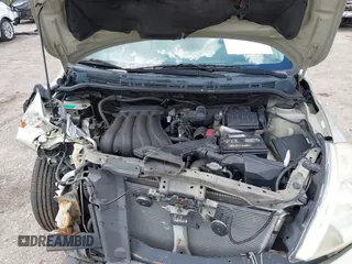 2007 Nissan Versa SL z VIN 3N1BC11E97L410876, wystawiony jako IAAI lot #42266271 z przebiegiem 145 571 mil mil oraz . Historia ofert i sprzedaży dostępna na DreamBid. Obrazek 10.