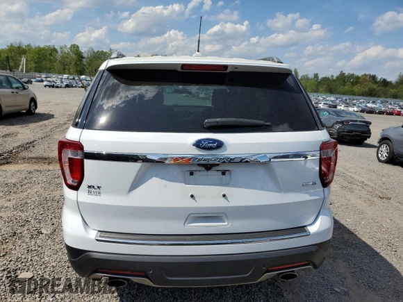 2018 Ford Explorer XLT z VIN 1FM5K8DH8JGB14704, wystawiony jako Copart lot #55526725 z przebiegiem 51 659 mil mil oraz Szkoda całkowita • Salvage title. Historia ofert i sprzedaży dostępna na DreamBid. Obrazek 6.
