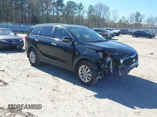 2017 Kia Sorento LX z VIN 5XYPG4A38HG265412, wystawiony jako IAAI lot #41824464 z przebiegiem 67 298 mil mil oraz . Historia ofert i sprzedaży dostępna na DreamBid. Obrazek 1.