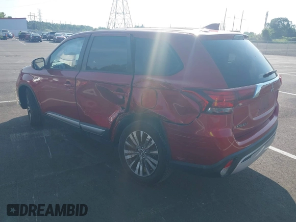 2019 Mitsubishi Outlander SE with VIN JA4AD3A31KZ026070, listed as a IAAI auction lot 42805927 with 128,569 mi miles and . Bid and sale history available at DreamBid. Image 3.