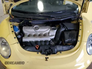 2008 Volkswagen Beetle SE with VIN 3VWRF31Y28M402071, listed as a Copart auction lot 45290245 with 127,889 mi miles and Salvage title. Bid and sale history available at DreamBid. Image 11.