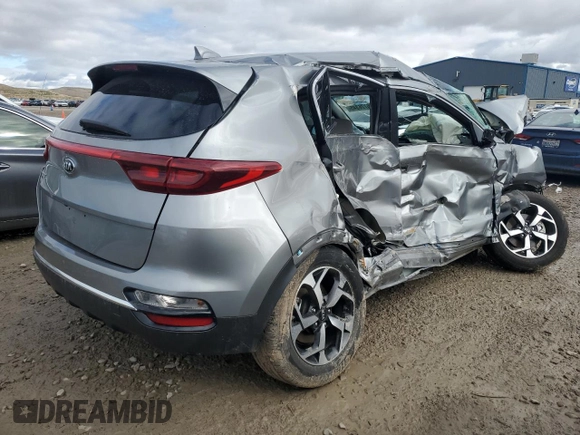 2021 Kia Sportage LX with VIN KNDPM3AC4M7881120, listed as a Copart auction lot 45776345 with Not Provided miles and Salvage Title. Bid and sale history available at DreamBid. Image 3.