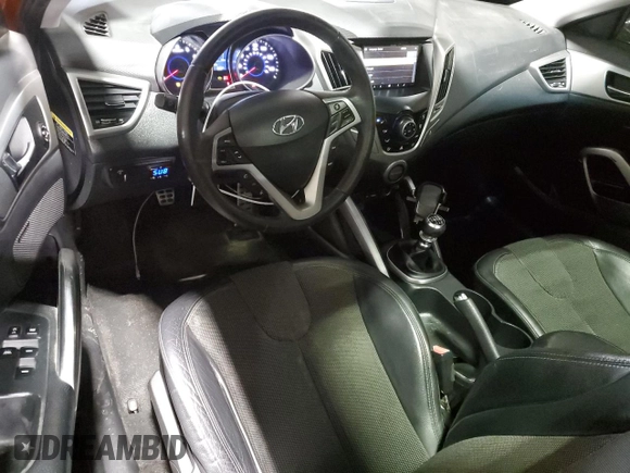2012 Hyundai Veloster w/Gray Int z VIN KMHTC6AD4CU023265, wystawiony jako Copart lot #54959585 z przebiegiem 130 115 mil mil oraz Czysty tytuł • Clean title. Historia ofert i sprzedaży dostępna na DreamBid. Obrazek 8.